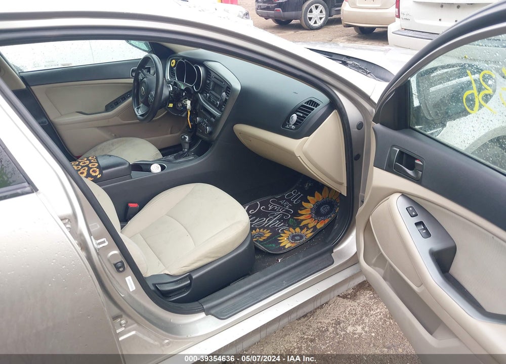 2015 KIA OPTIMA LX VIN: KNAGM4A78F5531025