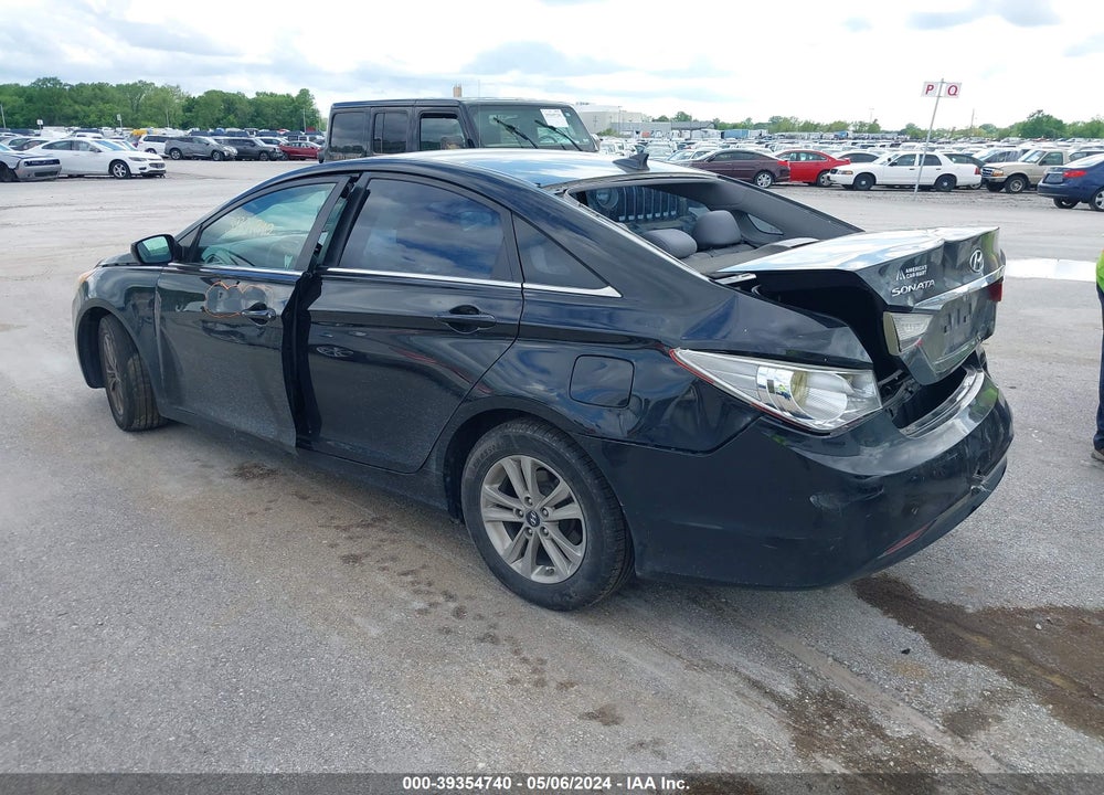 2013 HYUNDAI SONATA GLS VIN: 5NPEB4AC1DH692424