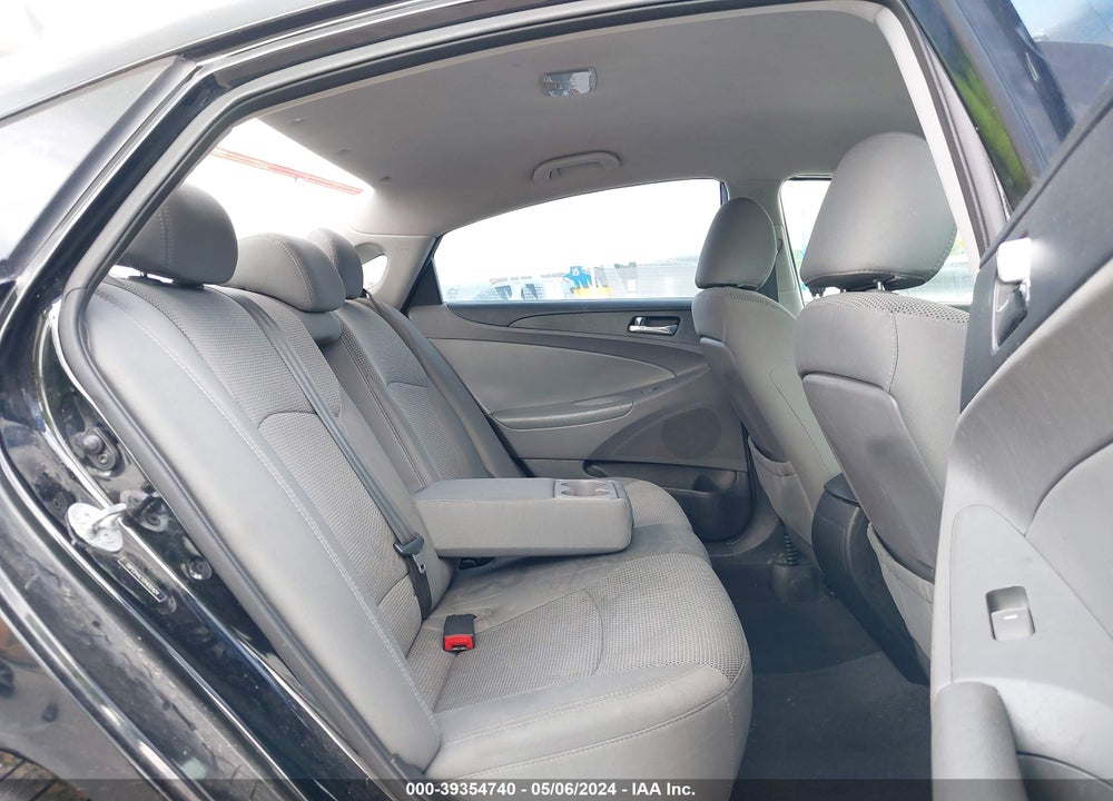 2013 HYUNDAI SONATA GLS VIN: 5NPEB4AC1DH692424