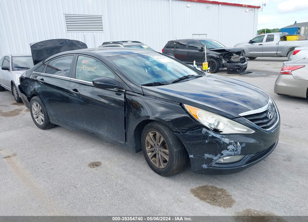 2013 HYUNDAI SONATA GLS VIN: 5NPEB4AC1DH692424