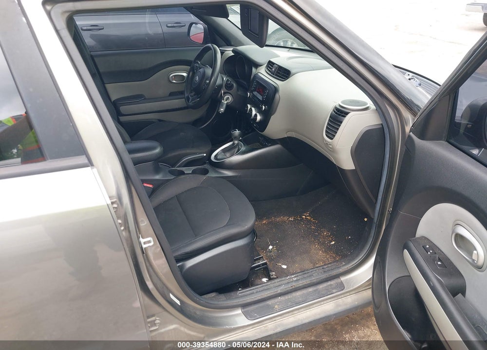 2014 KIA SOUL VIN: KNDJN2A25E7101146