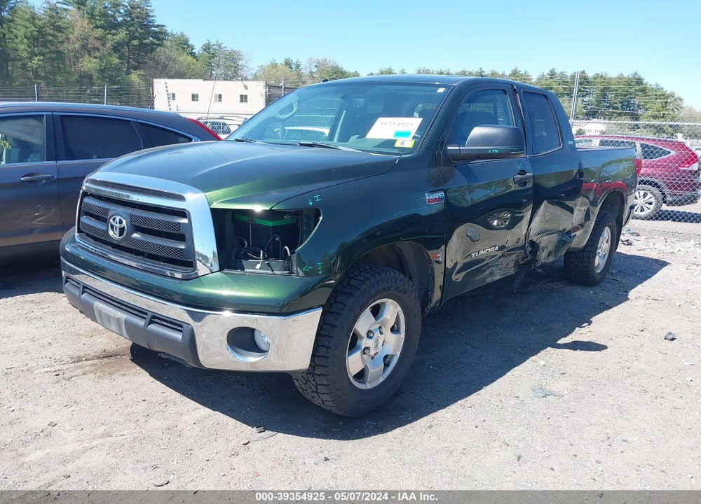 2013 TOYOTA TUNDRA GRADE 5.7L V8 VIN: 5TFUY5F17DX308500