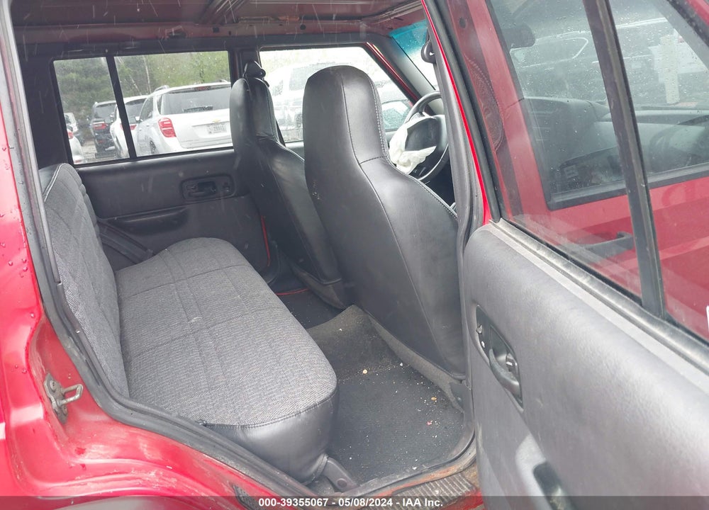 2001 JEEP CHEROKEE SPORT VIN: 1J4FF48SX1L541914