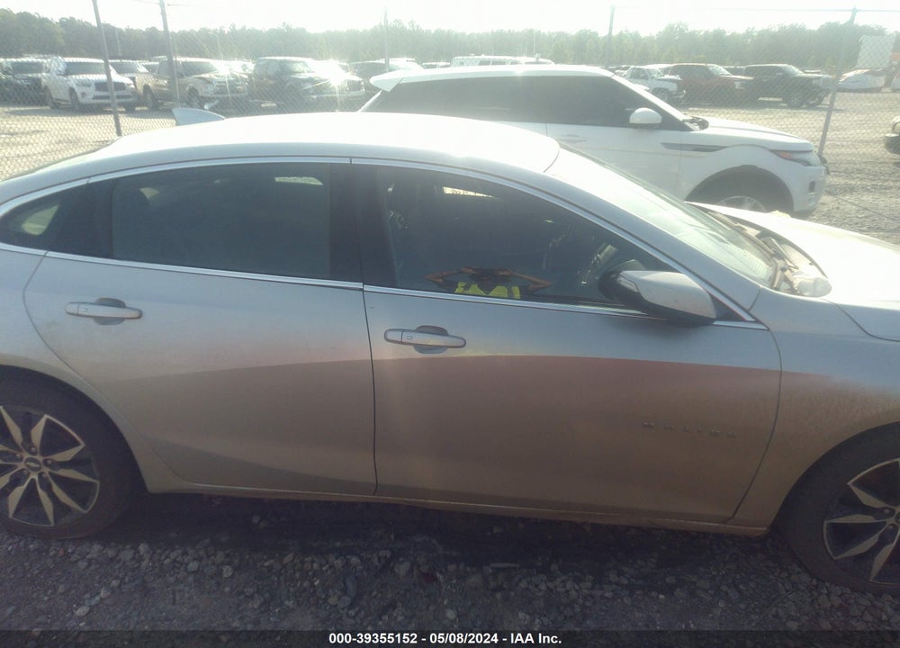 2018 CHEVROLET MALIBU LT VIN: 1G1ZD5ST0JF279215