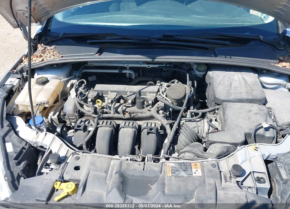 2015 FORD FOCUS SE VIN: 1FADP3F21FL357658