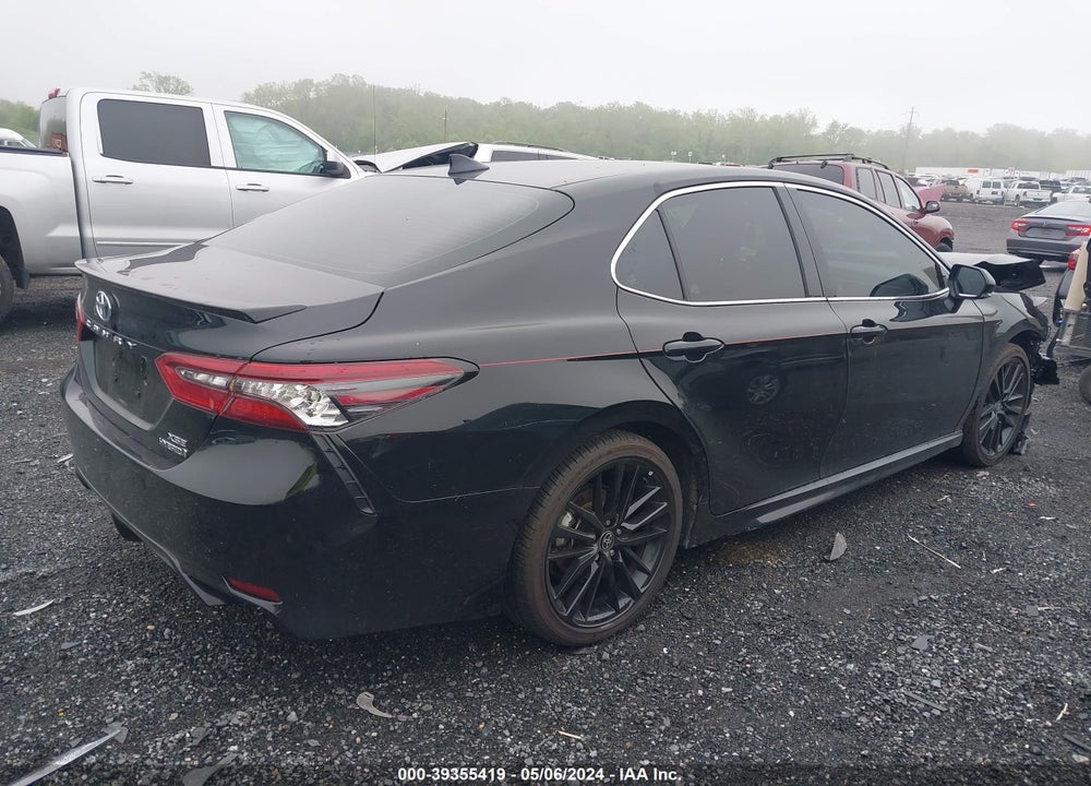 2024 TOYOTA CAMRY HYBRID XSE VIN: 4T1K31AKXRU072556