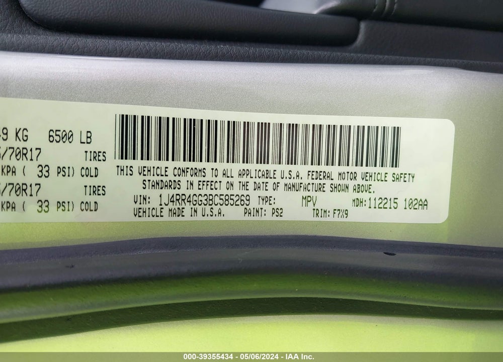 2011 JEEP GRAND CHEROKEE LAREDO VIN: 1J4RR4GG3BC585269