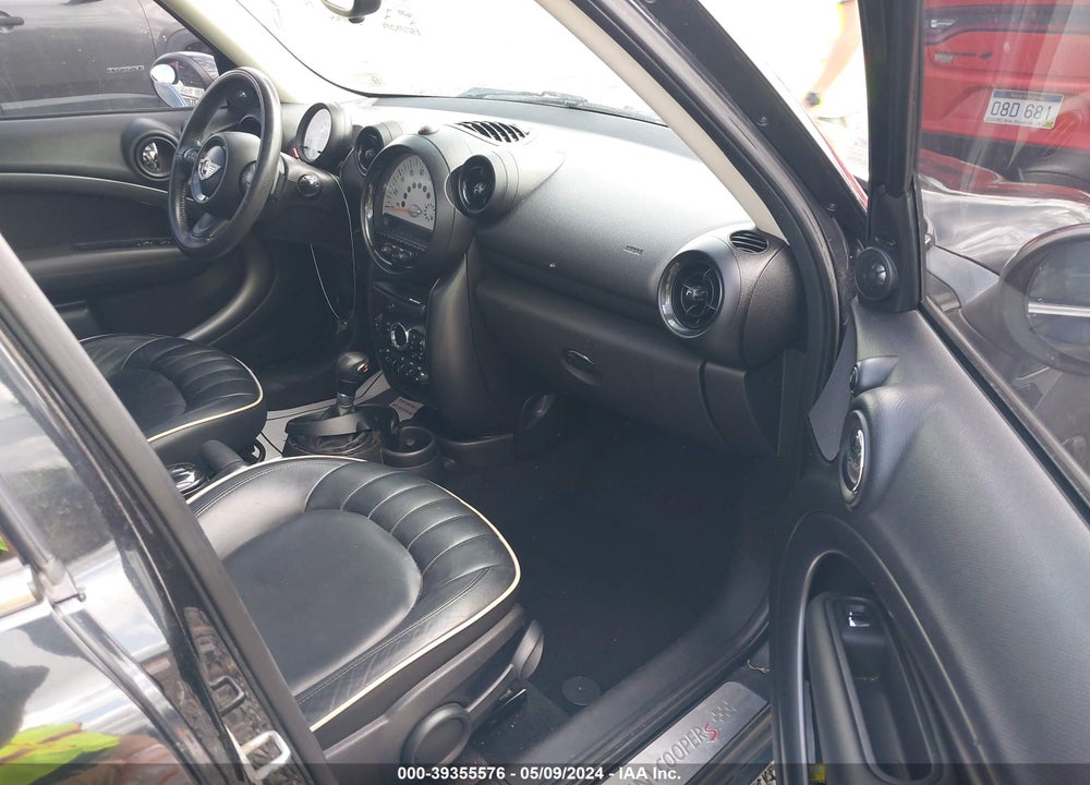 2014 MINI COUNTRYMAN COOPER S VIN: WMWZC5C53EWP38640