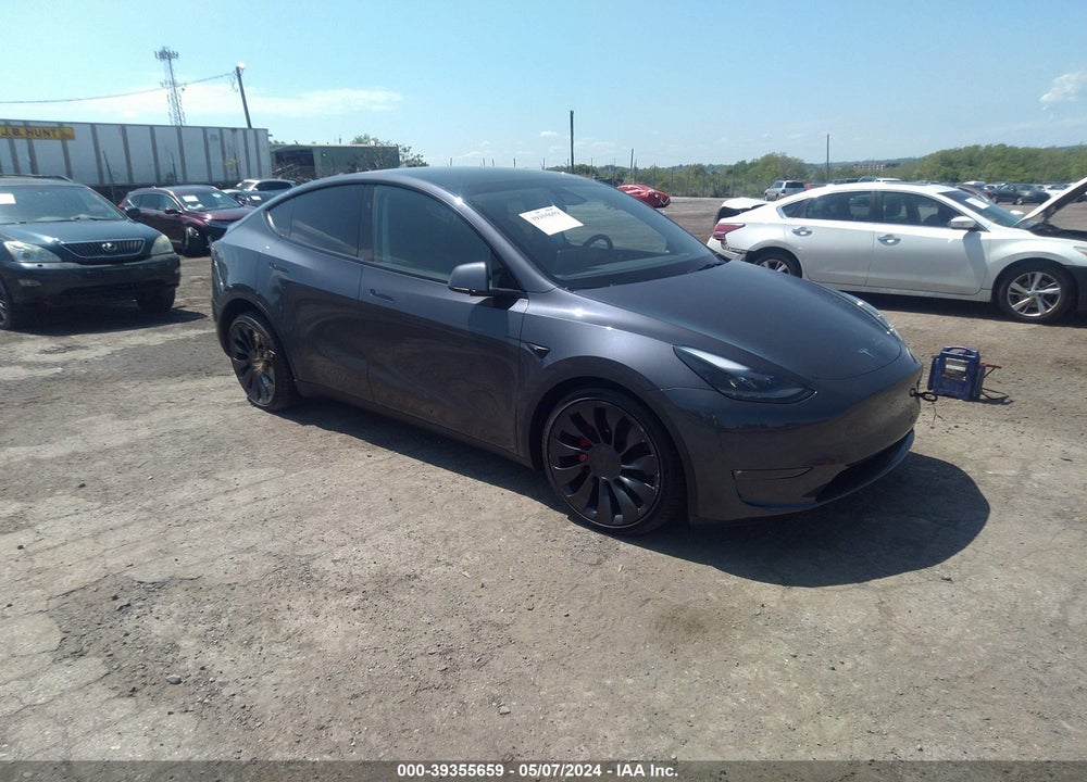 2023 TESLA MODEL Y VIN: 7SAYGDEFXPF902625