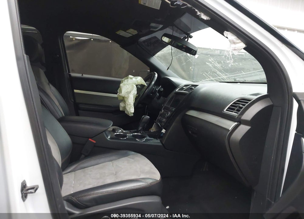 2017 FORD EXPLORER XLT VIN: 1FM5K8D89HGC06074