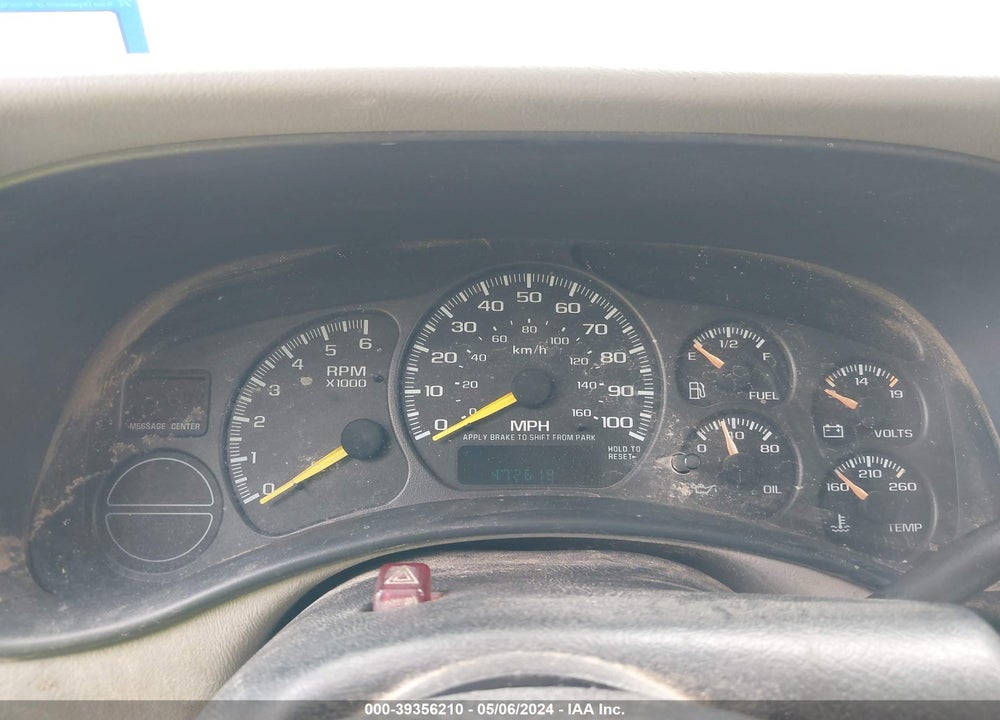 2001 CHEVROLET SUBURBAN 1500 LS VIN: 3GNEC16T81G233326