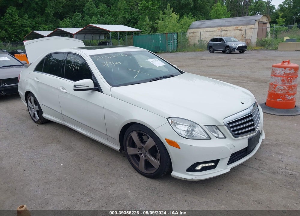2011 MERCEDES-BENZ E 350 4MATIC VIN: WDDHF8HB1BA485788
