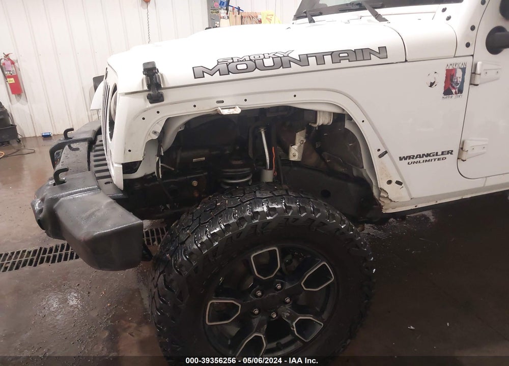 2017 JEEP WRANGLER UNLIMITED SMOKY MOUNTAIN 4X4 VIN: 1C4BJWEG7HL687003