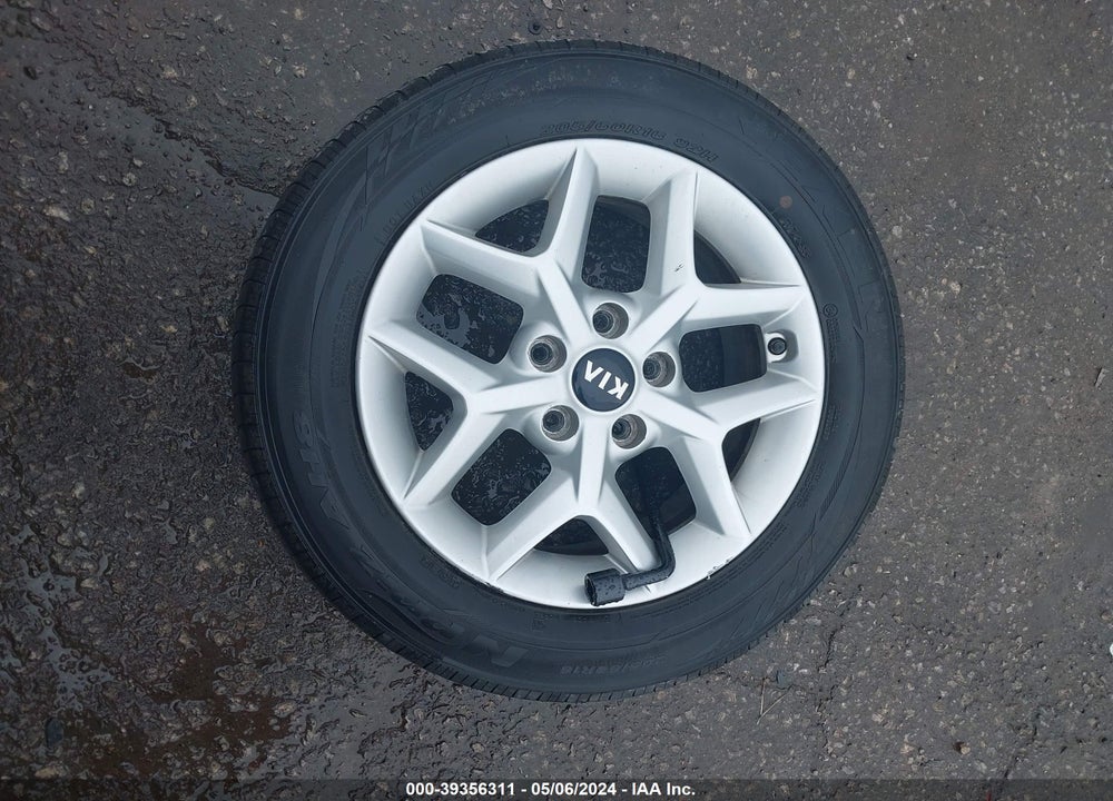 2021 KIA SOUL !/+/S VIN: KNDJ23AU3M7743699