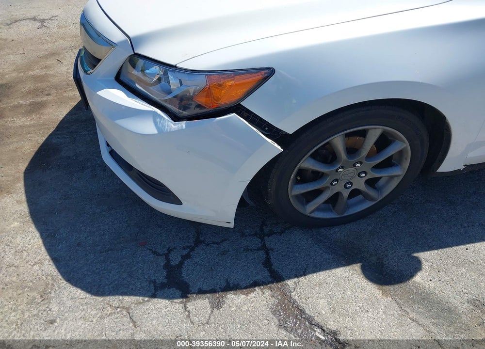 2014 ACURA ILX 2.0L VIN: 19VDE1F37EE001969