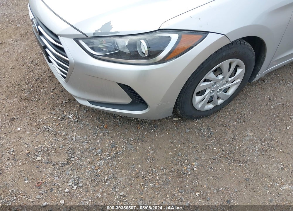 2017 HYUNDAI ELANTRA SE VIN: 5NPD74LFXHH127180