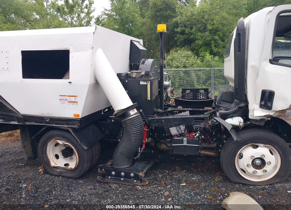 2024 ISUZU NPR HD VIN: 54DC4W1D6RS206930
