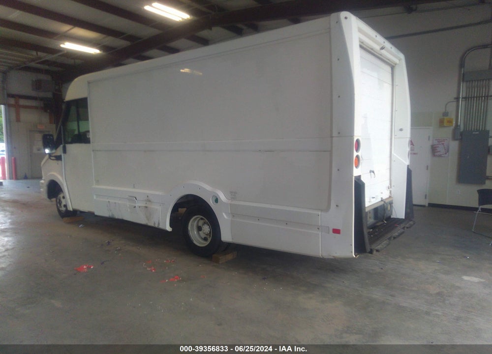 2013 ISUZU COMMERCIAL VAN VIN: JALB4T174D7W00221