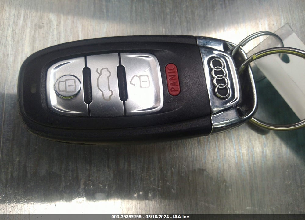 2014 AUDI A4 2.0T PREMIUM VIN: WAUAFAFL0EN011646