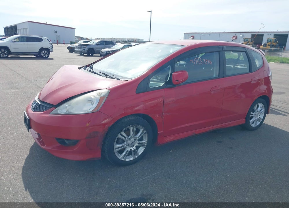 2011 HONDA FIT SPORT VIN: JHMGE8H53BC015171