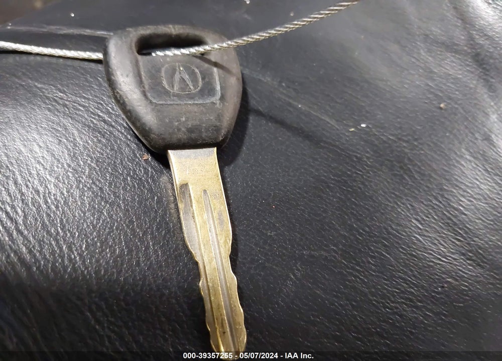 2000 ACURA TL 3.2 VIN: 19UUA5665YA061665