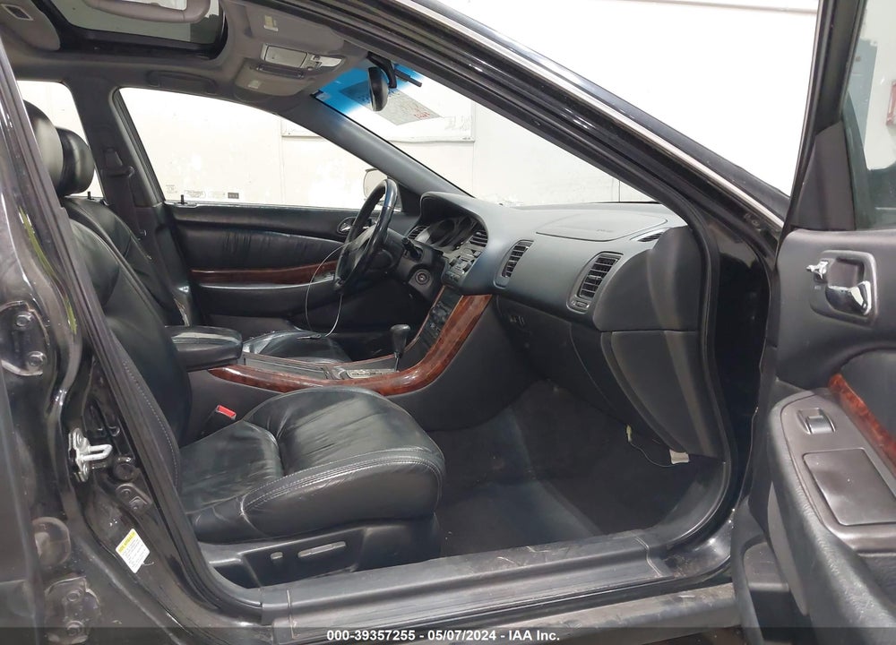 2000 ACURA TL 3.2 VIN: 19UUA5665YA061665