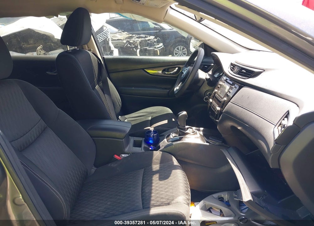 2017 NISSAN ROGUE S VIN: KNMAT2MT0HP525896