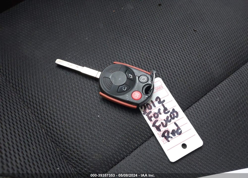 2013 FORD FOCUS SE VIN: 1FADP3F21DL258125