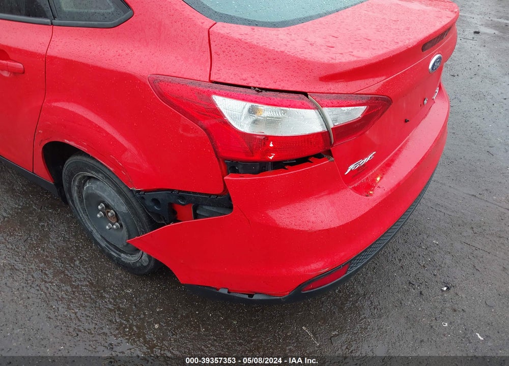 2013 FORD FOCUS SE VIN: 1FADP3F21DL258125