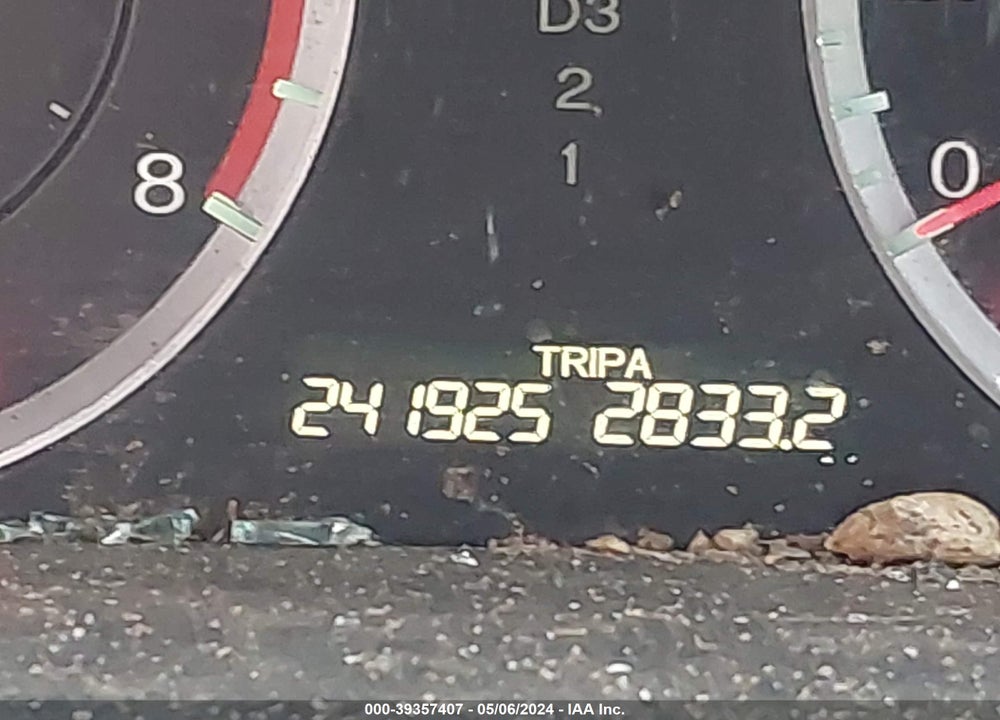 2010 HONDA ACCORD 2.4 LX-P VIN: 1HGCP2F46AA058612