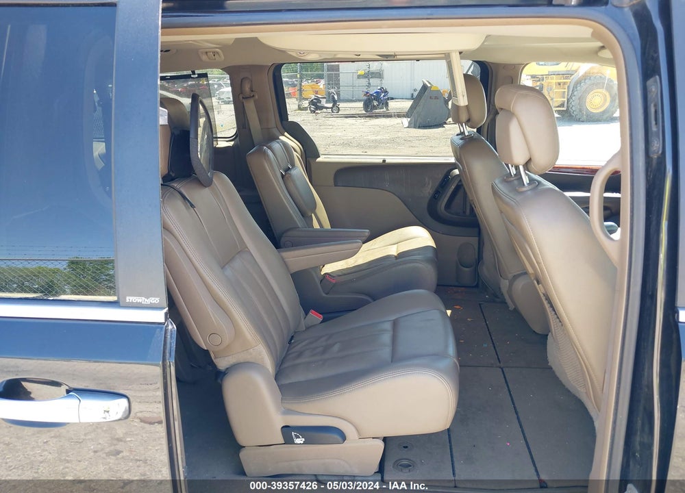 2013 CHRYSLER TOWN & COUNTRY TOURING-L VIN: 2C4RC1CG3DR614176