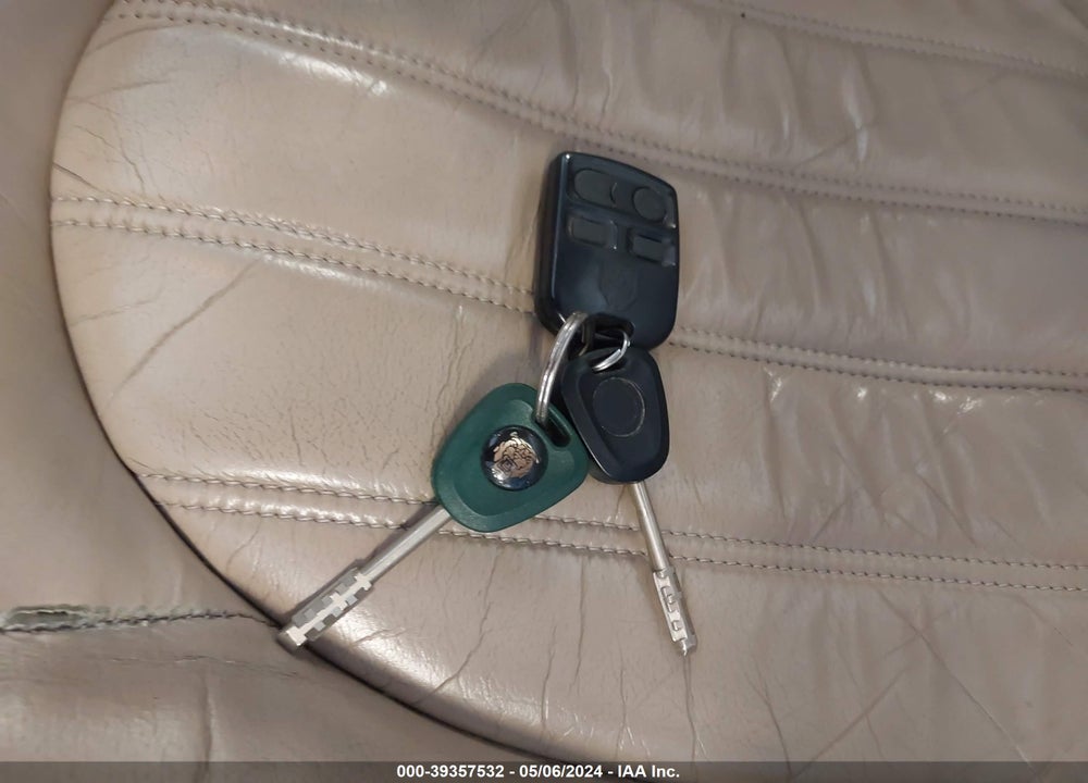 2001 JAGUAR XK8 VIN: SAJDA42C31NA13945