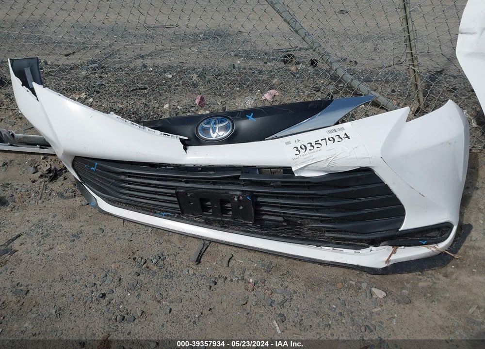 2021 TOYOTA SIENNA LE VIN: 5TDKRKEC5MS024391