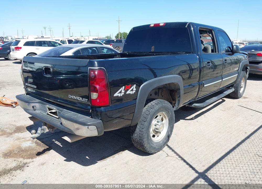 2004 CHEVROLET SILVERADO 2500HD LS VIN: 1GCHK23U84F158273