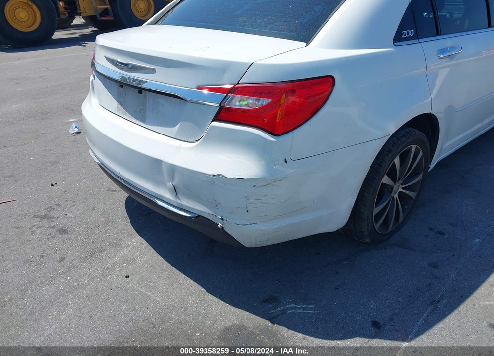 2013 CHRYSLER 200 LIMITED VIN: 1C3CCBCGXDN635961