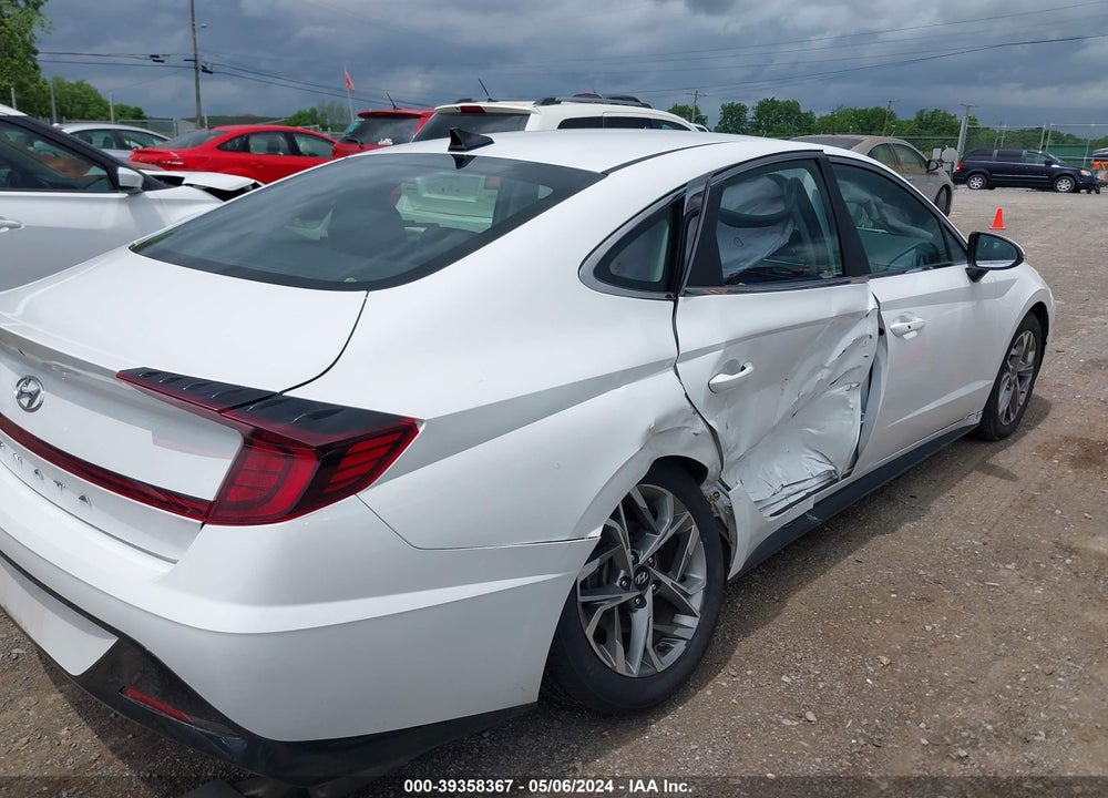 2021 HYUNDAI SONATA SEL VIN: KMHL64JA6MA152600