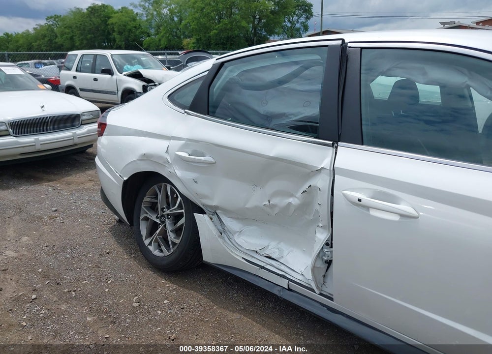2021 HYUNDAI SONATA SEL VIN: KMHL64JA6MA152600