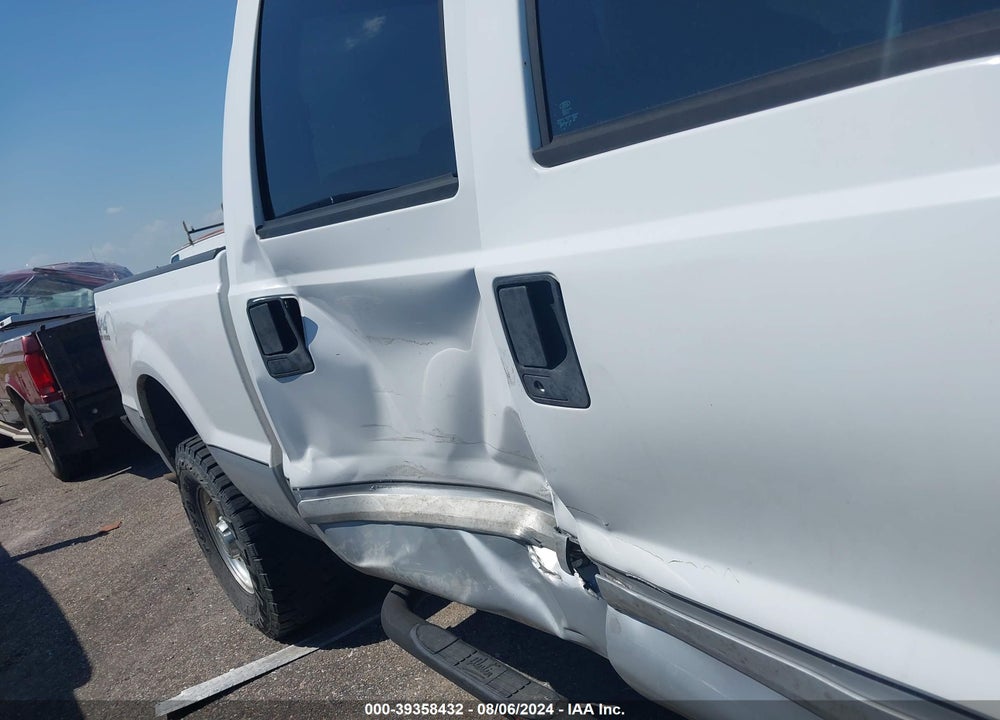 2002 FORD F-250 LARIAT/XL/XLT VIN: 3FTNW21F52MA16181