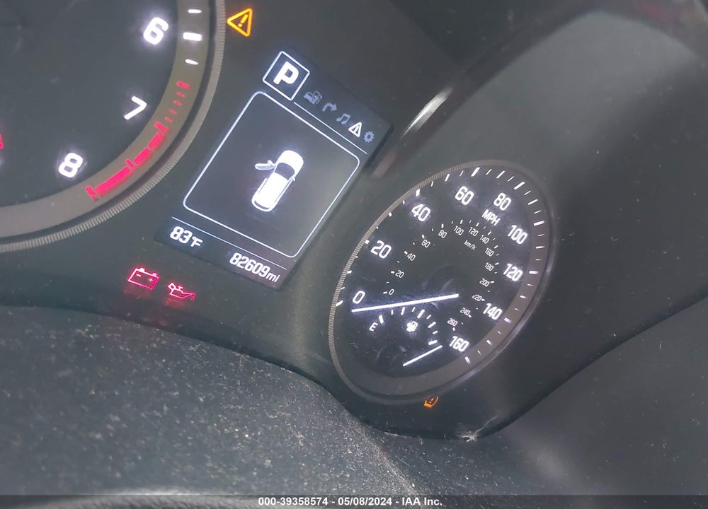 2017 HYUNDAI TUCSON VIN: KM8J33A48HU596179