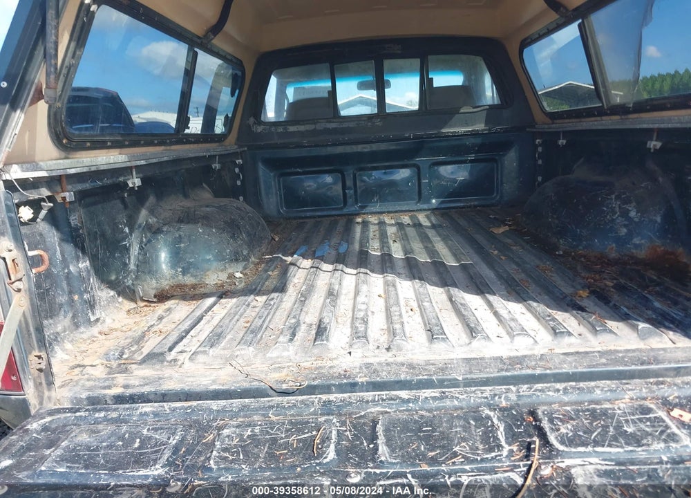 1994 TOYOTA PICKUP 1/2 TON SHORT WHLBSE DX VIN: 4TAVN01D4RZ294807