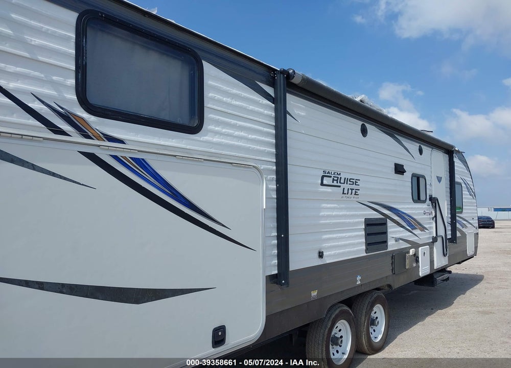 2017 FOREST RIVER SALEM CRUISE LITE T282QBXL VIN: 4X4TSMD20HE021742