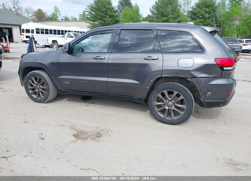 2016 JEEP GRAND CHEROKEE VIN: 1C4RJFBGXGC367031