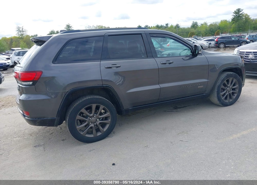 2016 JEEP GRAND CHEROKEE VIN: 1C4RJFBGXGC367031