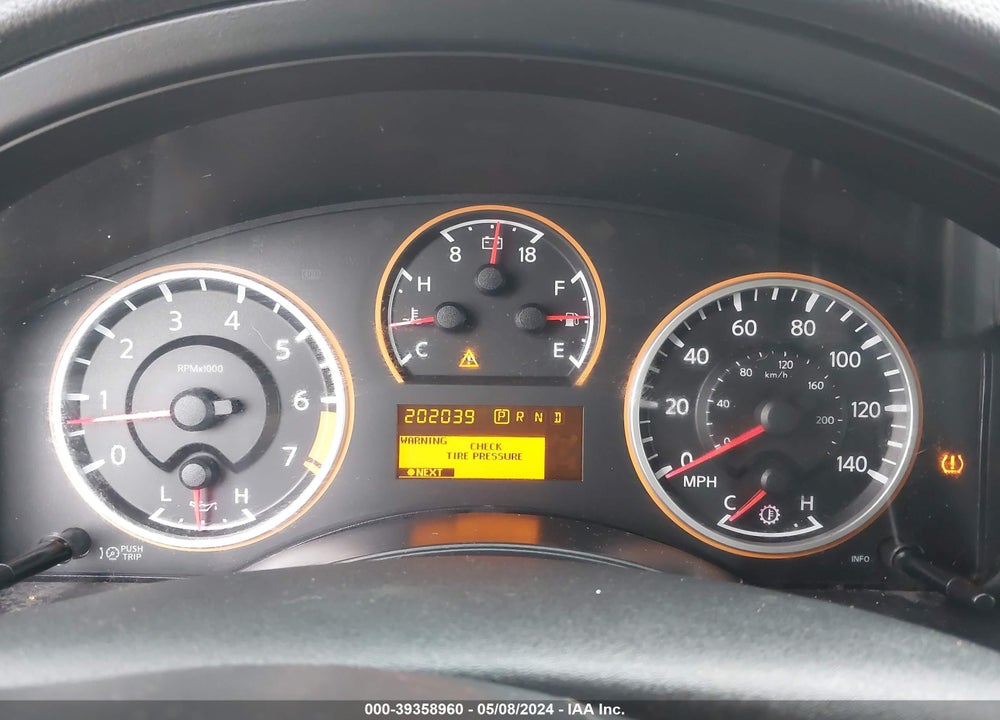 2015 NISSAN ARMADA SV VIN: 5N1BA0ND9FN619978