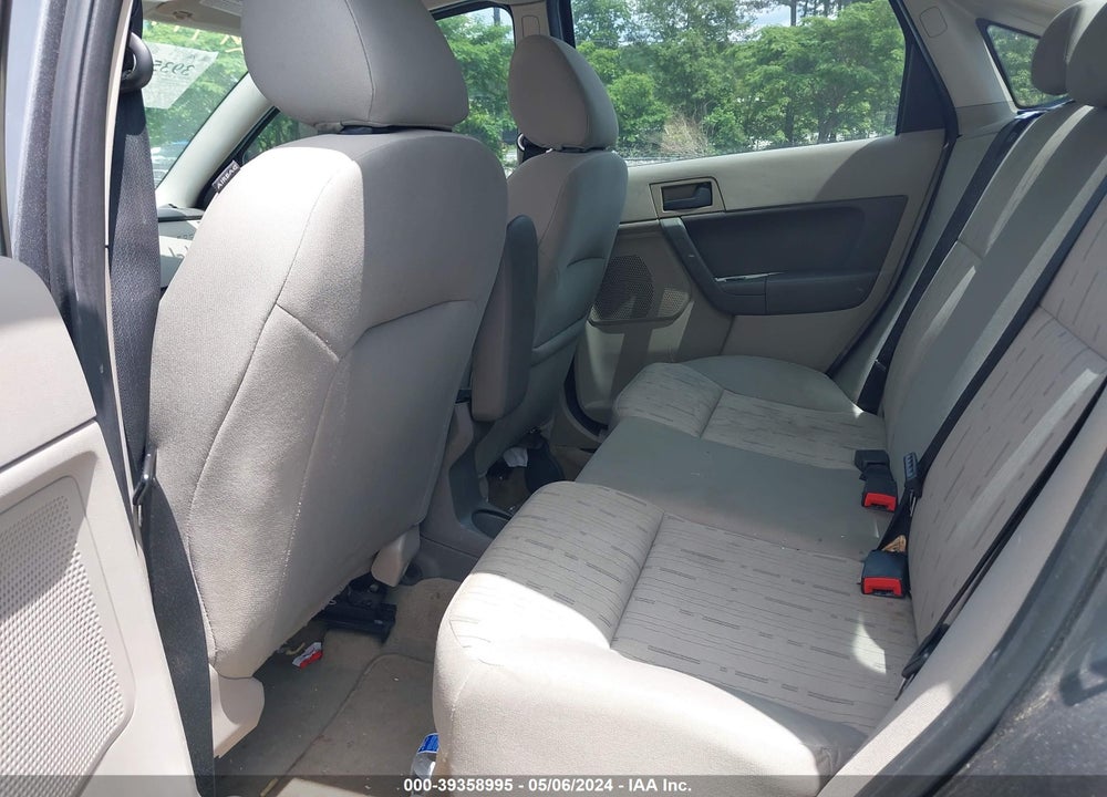 2010 FORD FOCUS SE VIN: 1FAHP3FN4AW126658