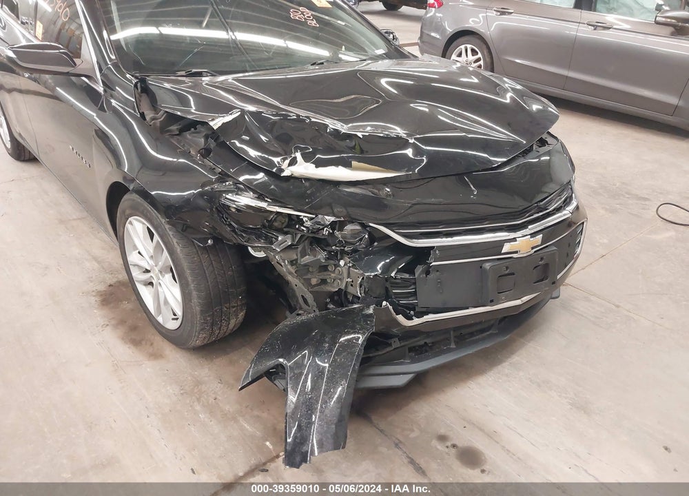 2018 CHEVROLET MALIBU LT VIN: 1G1ZD5ST4JF122867