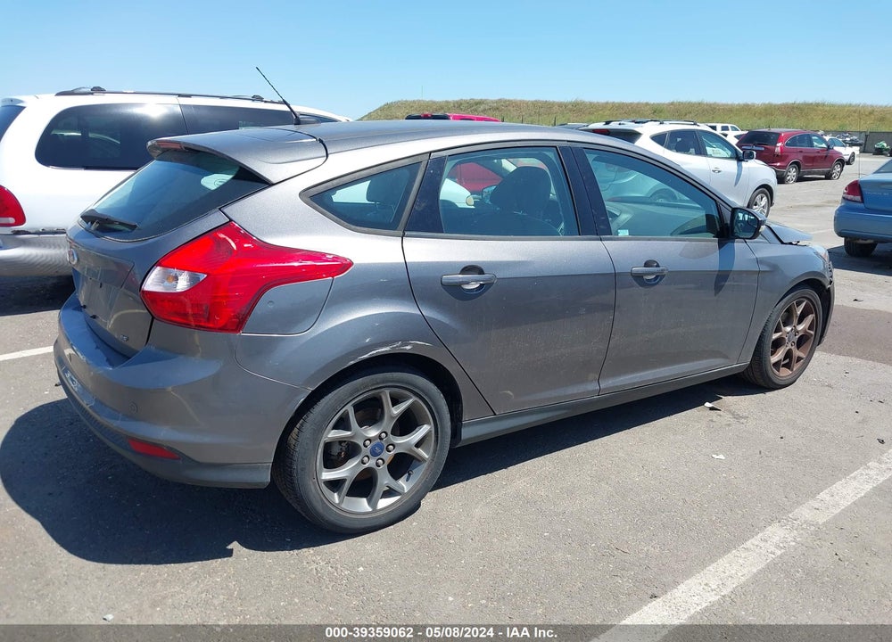 2014 FORD FOCUS SE VIN: 1FADP3K28EL363803