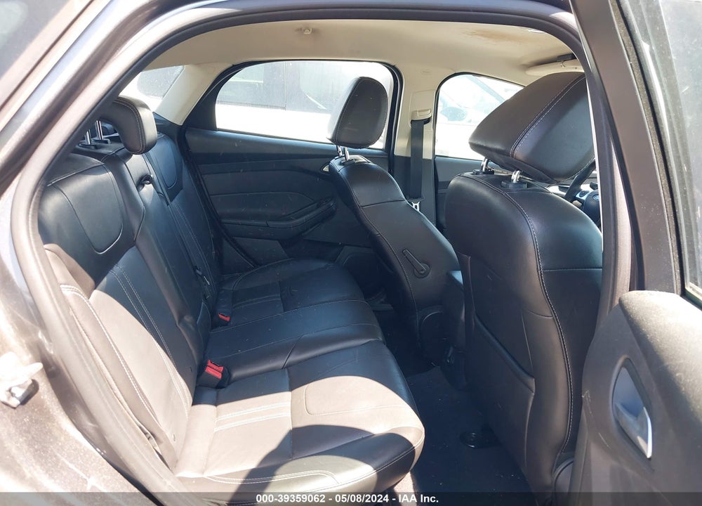 2014 FORD FOCUS SE VIN: 1FADP3K28EL363803