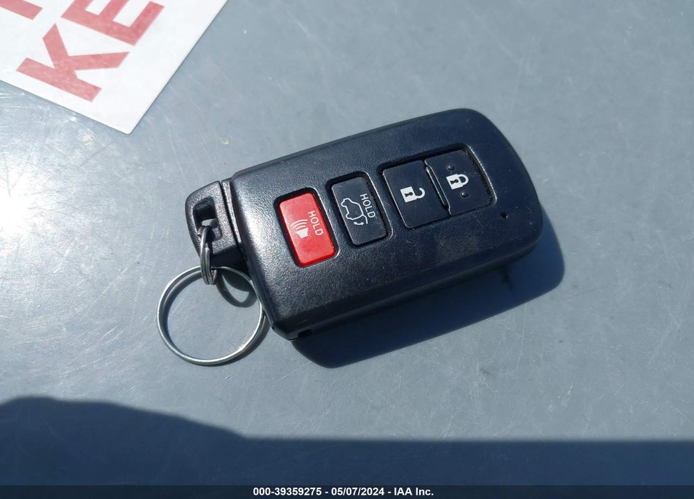 2019 TOYOTA HIGHLANDER XLE VIN: 5TDJZRFH8KS566290