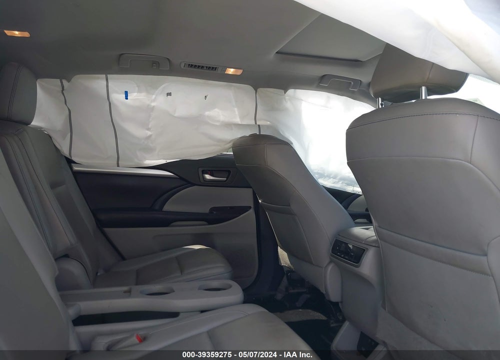 2019 TOYOTA HIGHLANDER XLE VIN: 5TDJZRFH8KS566290